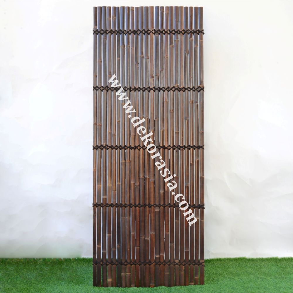 Black Bamboo Fence With 5 Back Slats - Image 4
